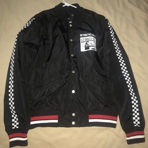 Classic jacket Bershka, this jacket it’s Bershka